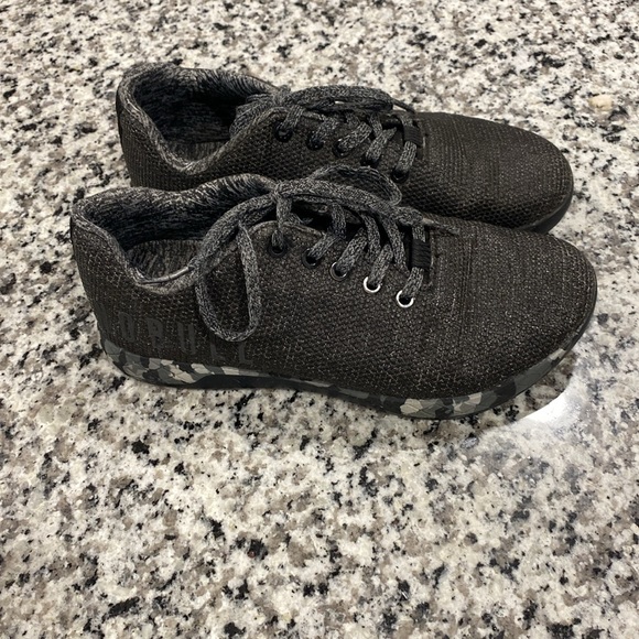 Nobull grey heathered athletic sneaker - Picture 2 of 8